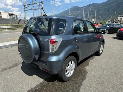 Daihatsu Terios 1.5 16V 4WD — SUV compact authentique, transmission automatique, 4x4 intégral — Thumbnail 7