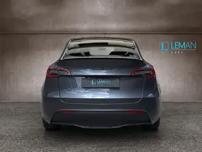 Tesla Model Y Long Range — SUV électrique performant, 73'000 km, affaire exceptionnelle — detail