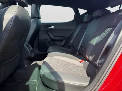 SEAT Leon 1.5 eTSI mHEV — Berline hybride légère, 104 000 km, sans sinistre — Thumbnail 11