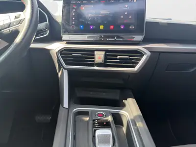 SEAT Leon 1.5 eTSI mHEV — Berline hybride légère, 104 000 km, sans sinistre — Thumbnail 13