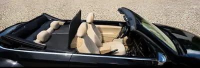 VW Beetle 1.4 TSI Design DSG — Cabriolet iconique, moteur turbo performant — côté