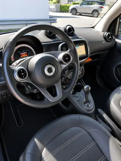 SMART ForTwo Coupé EQ Prime — Électrique urbain, 46'000 km seulement — côté