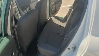 Renault Clio 1.2 TCe 100 S — Citadine fiable, faible kilométrage, sans sinistre — Miniatura 16