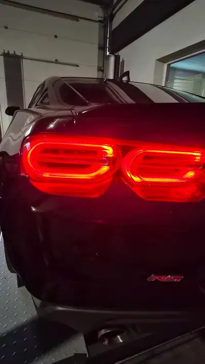 Chevrolet Camaro 2.0 Turbo RS Coupé — Muscle car sportif, 45 300 km, sans sinistre — Miniature 18