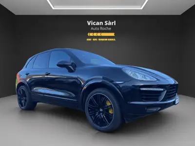 Porsche Cayenne Turbo 2010 — SUV de prestige 500 ch, contrôle technique du jour — rear view