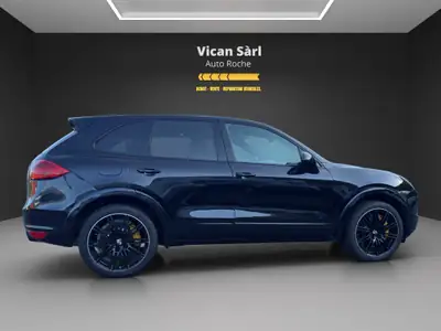 Porsche Cayenne Turbo 2010 — SUV de prestige 500 ch, contrôle technique du jour — interior