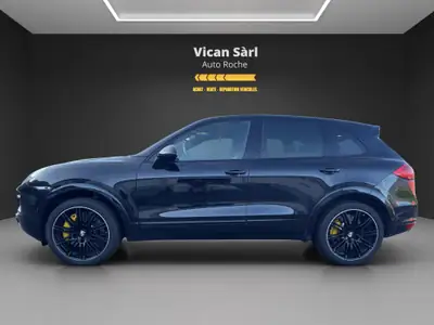 Porsche Cayenne Turbo 2010 — SUV de prestige 500 ch, contrôle technique du jour — dashboard