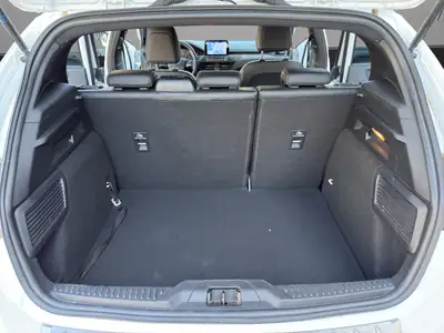 Ford Focus 1.0 SCTi ST Line — Compacte dynamique, automatique, sans sinistre — Thumbnail 19
