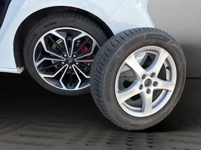 Ford Focus 1.0 SCTi ST Line — Compacte dynamique, automatique, sans sinistre — Thumbnail 21