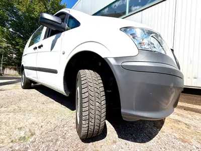 Mercedes-Benz Vito 2.2 CDI 4×4 — Utilitaire polyvalent, tous terrains, grand entretien effectué — côté