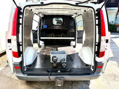 Mercedes-Benz Vito 2.2 CDI 4×4 — Utilitaire polyvalent, tous terrains, grand entretien effectué — tableau de bord