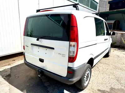 Mercedes-Benz Vito 2.2 CDI 4×4 — Utilitaire polyvalent, tous terrains, grand entretien effectué — Miniature 9