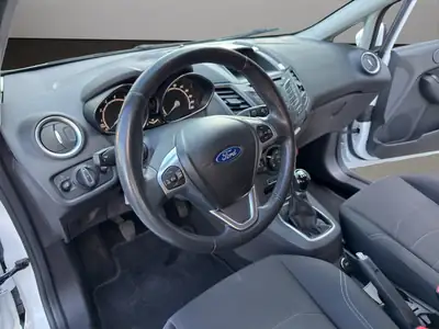 Ford Fiesta 1.0 SCTi Trend — Citadine urbaine fiable, climatisée et sans accident — Thumbnail 10
