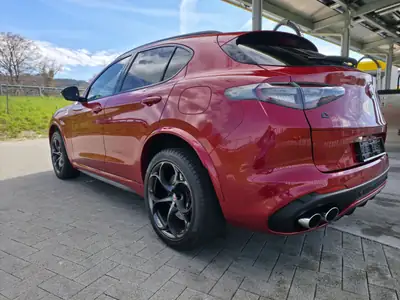 Alfa Romeo Stelvio 2.9 V6 Biturbo Quadrifoglio — Performance italienne, 53'000 km seulement — côté