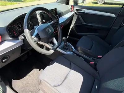SEAT Arona 1.5 TSI 150 ch — SUV compact dynamique, seulement 23'000 km — Innenraum
