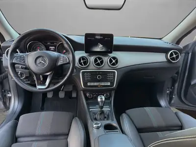 Mercedes-Benz CLA 200 Shooting Brake — Monospace diesel efficace, sans sinistre — Thumbnail 14
