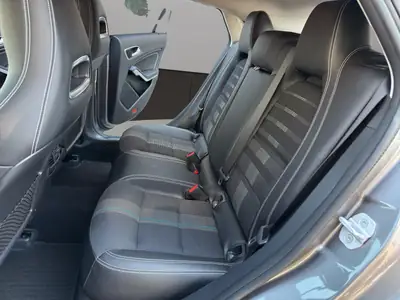 Mercedes-Benz CLA 200 Shooting Brake — Monospace diesel efficace, sans sinistre — Thumbnail 13
