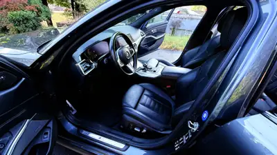 BMW 320d xDrive Touring M Sport — Break diesel hybride 48V, 117'000 km — Thumbnail 10