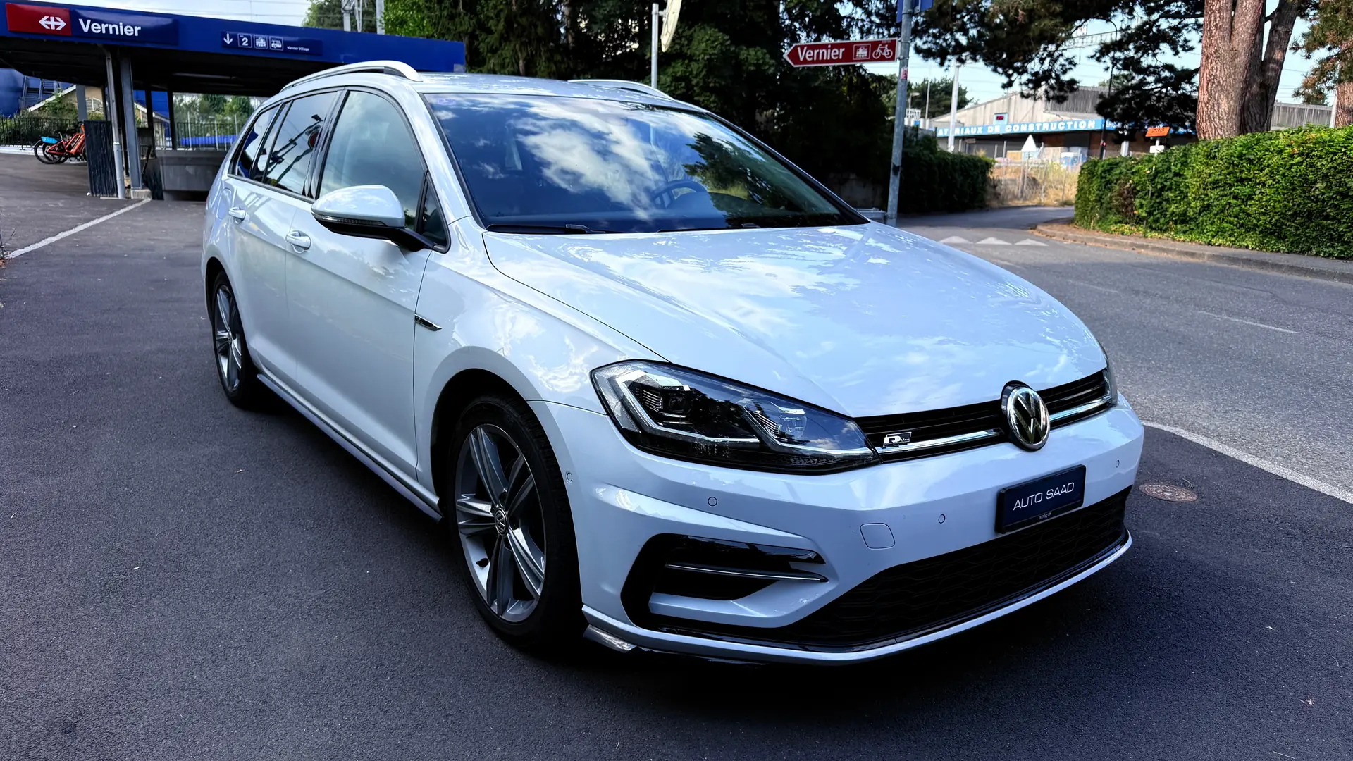 Volkswagen Golf 2016 occasion Vernier — 2