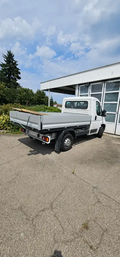 Peugeot Boxer 2015 — Utilitaire fiable, 72 000 km, diesel économique — Seitenansicht