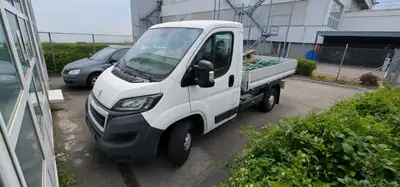 Peugeot Boxer 2015 — Utilitaire fiable, 72 000 km, diesel économique — Außenansicht