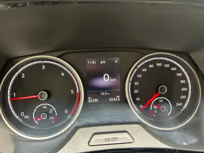 VW T6.1 2.0 TDI 150 — Camping-car aménagé 4 places, prêt à l'aventure — dashboard