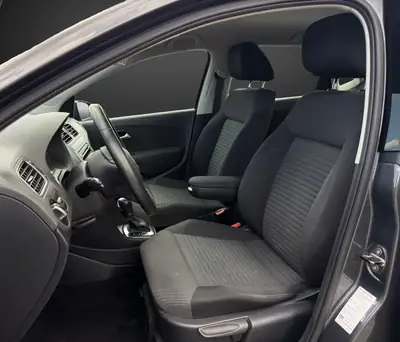 Volkswagen Polo 1.2 TSI Comfortline — Citadine fiable, moteur turbo efficace, 77 000 km — Thumbnail 7