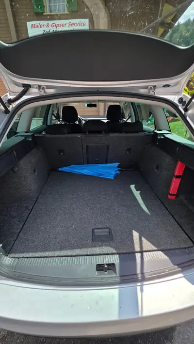 Skoda Octavia 2.0 TDI 150 — Break diesel robuste, 103 000 km, sièges gris élégants — Armaturenbrett