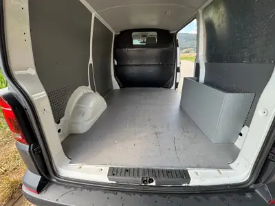 VW T6.1 2.0 TDI 150 DSG 4Motion — Utilitaire polyvalent, transmission intégrale — Armaturenbrett