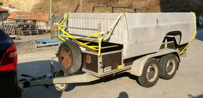 Dodge Ram W 3500 Dually — Mythique pickup V8 4x4, moteur 250 ch, très bas kilométrage — Miniatur 8