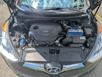 Hyundai Veloster 1.6 GDi — Coupé sportif compact, toit panoramique, caméra de recul — Miniatur 9