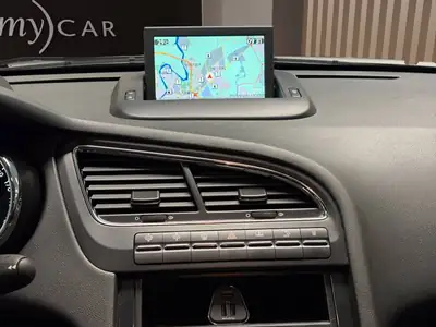 Peugeot 5008 1.6 THP Allure — Monospace 7 places, boîte auto fluide — Detail