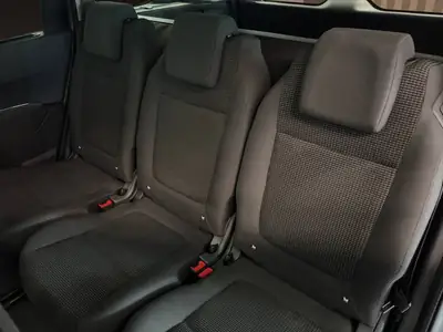 Peugeot 5008 1.6 THP Allure — Monospace 7 places, boîte auto fluide — Miniatur 10