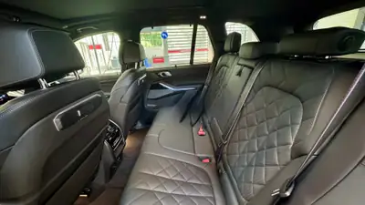BMW X5 xDrive 50e M Sport 2025 — SUV hybride rechargeable, très basse kilométrage — cruscotto
