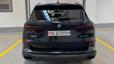 BMW X5 xDrive 50e M Sport 2025 — SUV hybride rechargeable, très basse kilométrage — interni