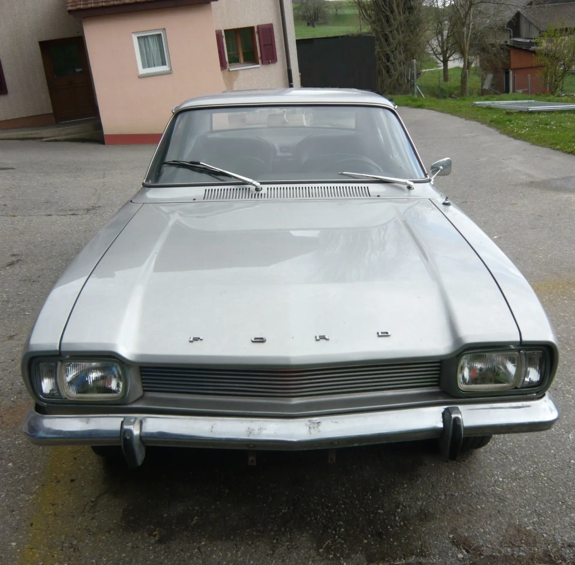 Ford Capri 1600 XL 1969 — Chef-d'œuvre coupé rétro, moteur essence fiable