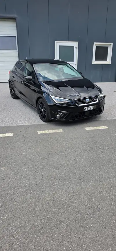 SEAT Ibiza 1.5 TSI FR — Citadine dynamique, moteur turbo performant — côté