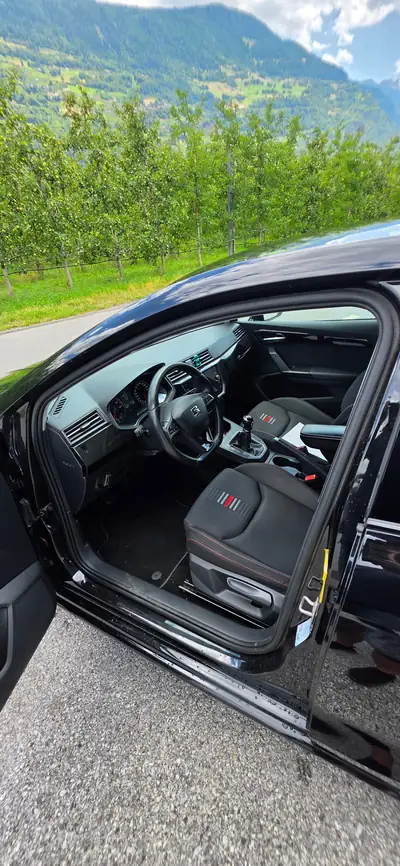 SEAT Ibiza 1.5 TSI FR — Citadine dynamique, moteur turbo performant — tableau de bord