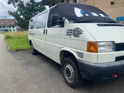 VW T4 2.5 TDI 102 — Le van diesel robuste pour famille et professionnels — vista esterna