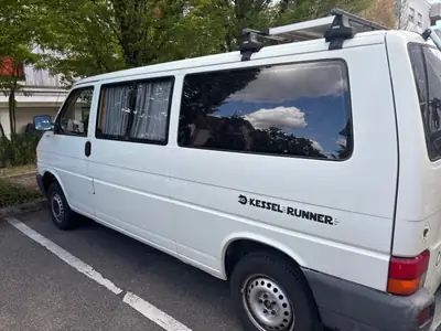 VW T4 2.5 TDI 102 — Le van diesel robuste pour famille et professionnels — fianco