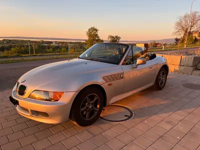 BMW Z3 1.9i Roadster — Cabriolet des années 90, moteur essence fiable — vue extérieure