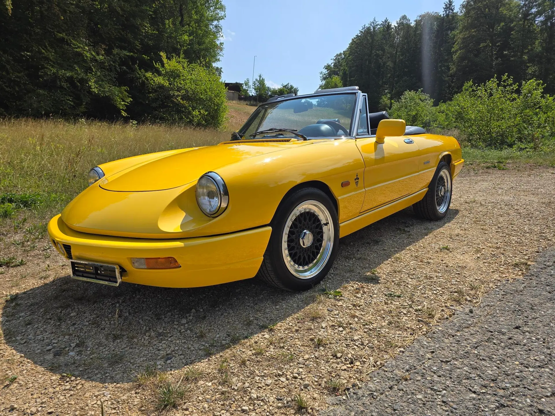 Alfa Romeo Spider 2.0 Q.Verde 1993 — Cabriolet légendaire, moteur pétillant, très basse kilométrage — vista esterna