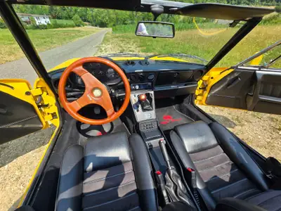 Alfa Romeo Spider 2.0 Q.Verde 1993 — Cabriolet légendaire, moteur pétillant, très basse kilométrage — vista posteriore
