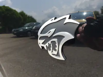 Dodge Challenger Hellcat 2017 — Muscle-car américain 717 ch, état impeccable — Thumbnail 12