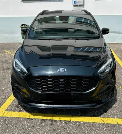 Ford S-MAX 2.0 TDCi 190 ST-Line 4x4 — Monospace premium 7 places, diesel performant — vista posteriore