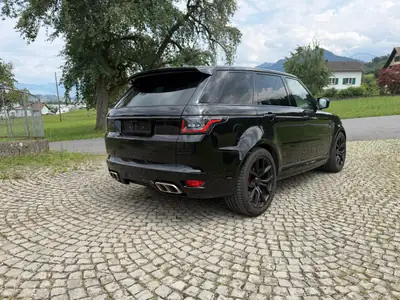 Land Rover Range Rover Sport SVR — 575 ch, performances extrêmes et équipements premium — arrière