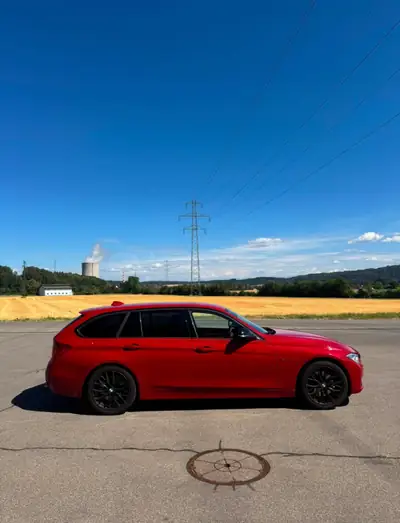 BMW 335i F31 Touring — Break sportif, boîte manuelle, entretien impeccable — Innenraum