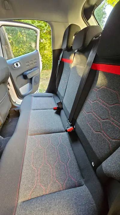 Citroën C3 1.2 PureTech Shine — Citadine fiable, courroie neuve, faible kilométrage — vista posteriore