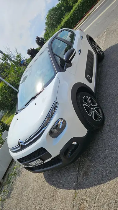Citroën C3 1.2 PureTech Shine — Citadine fiable, courroie neuve, faible kilométrage — vista esterna