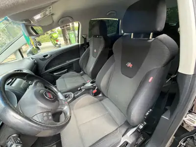 SEAT Leon 2.0 TFSI FR — Berline sportive 200 ch, sans accident — interni